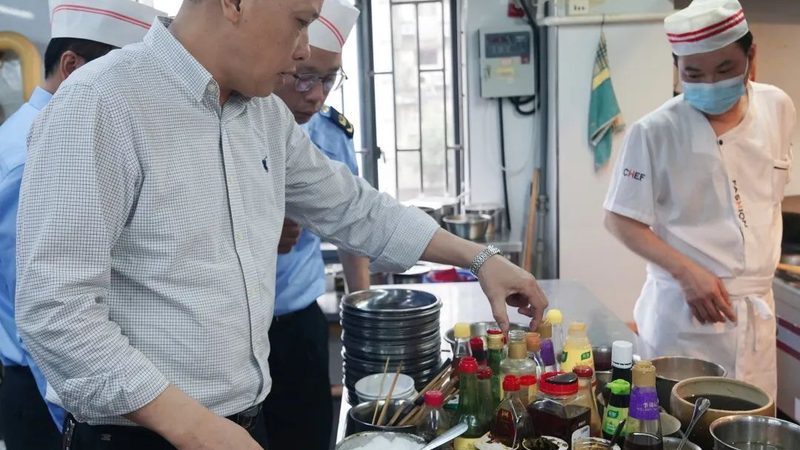食品代加工代理加盟，如何把握行业标准？**